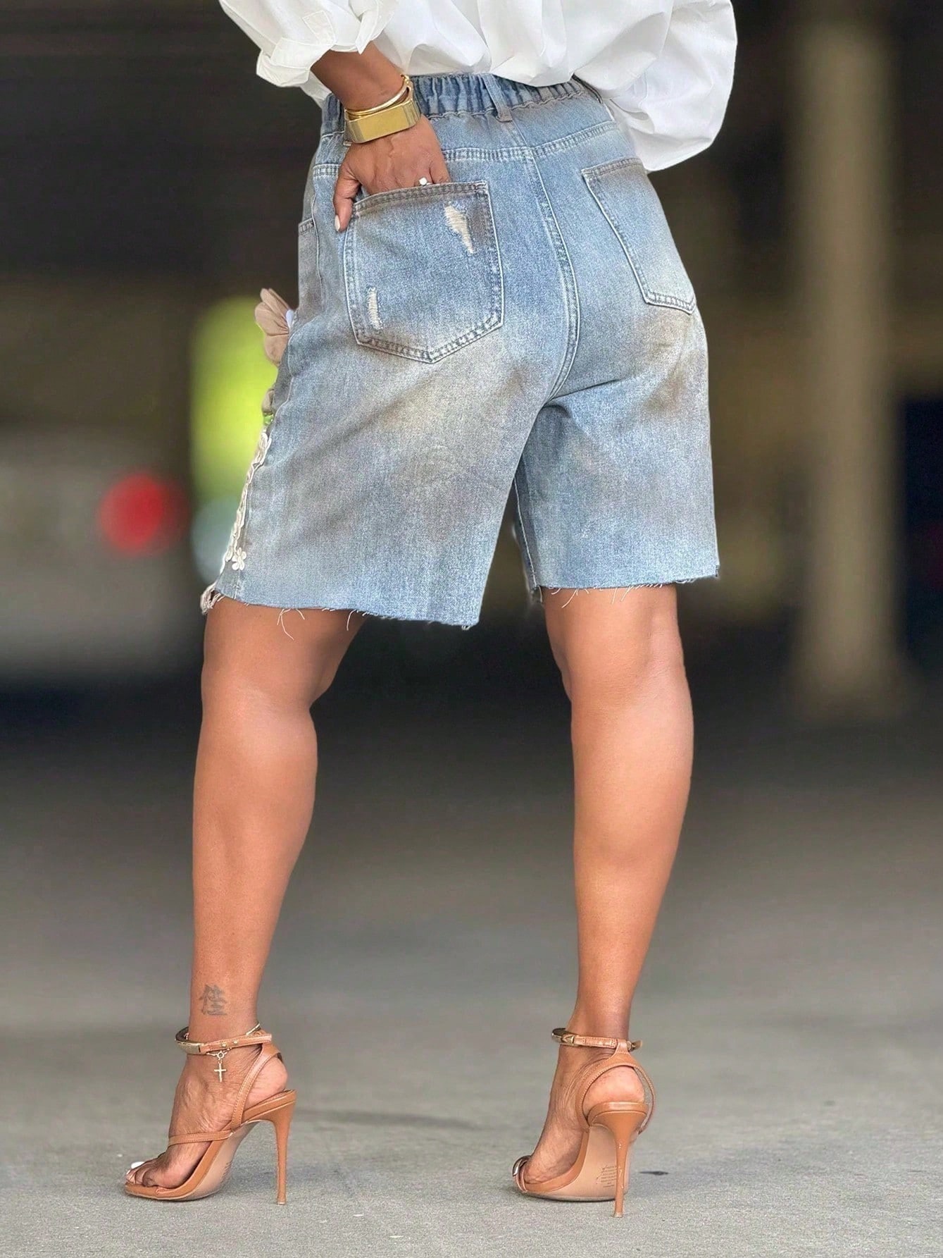 GLOURI Women 3D Floral Appliqu - مراجعة Shorts Denim Frayed وسعره