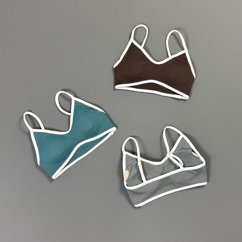 Women Contrastline Yoga Bra V  - مراجعة Crop Top Crochet وسعره